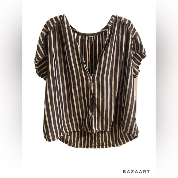 Striped short sleeve button up - Picture 1 of 1